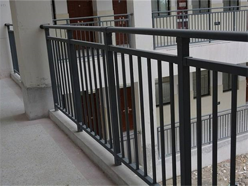 樓梯護（hù）欄.jpg